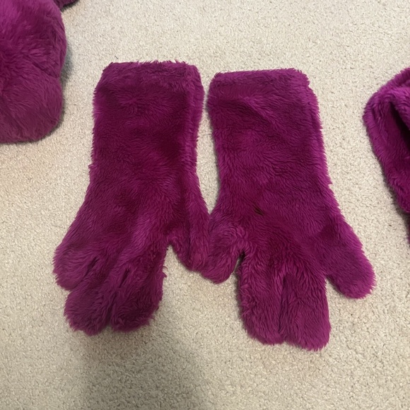 Alinco Costumes- Professional Purple Green Dinosaur “Duffy” Mascot Costume Used - Picture 7 of 16